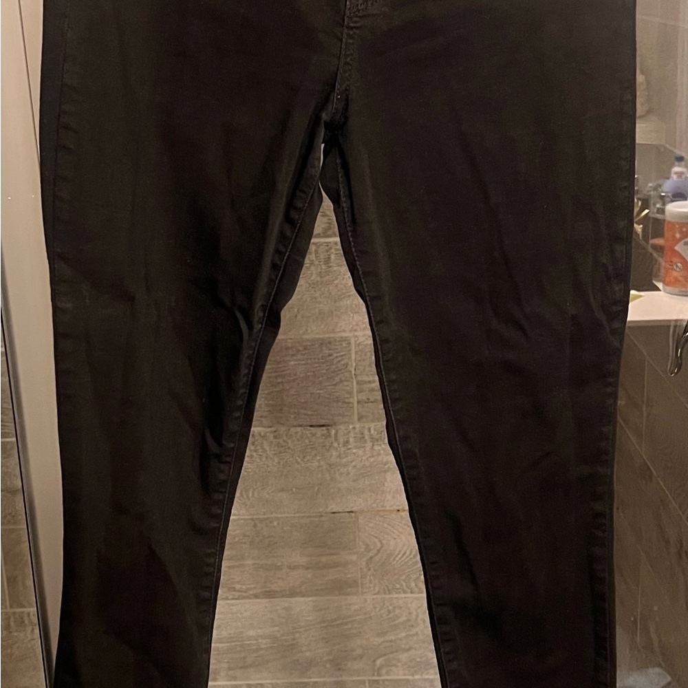 Levi's Women's Skinny Jeans - Black